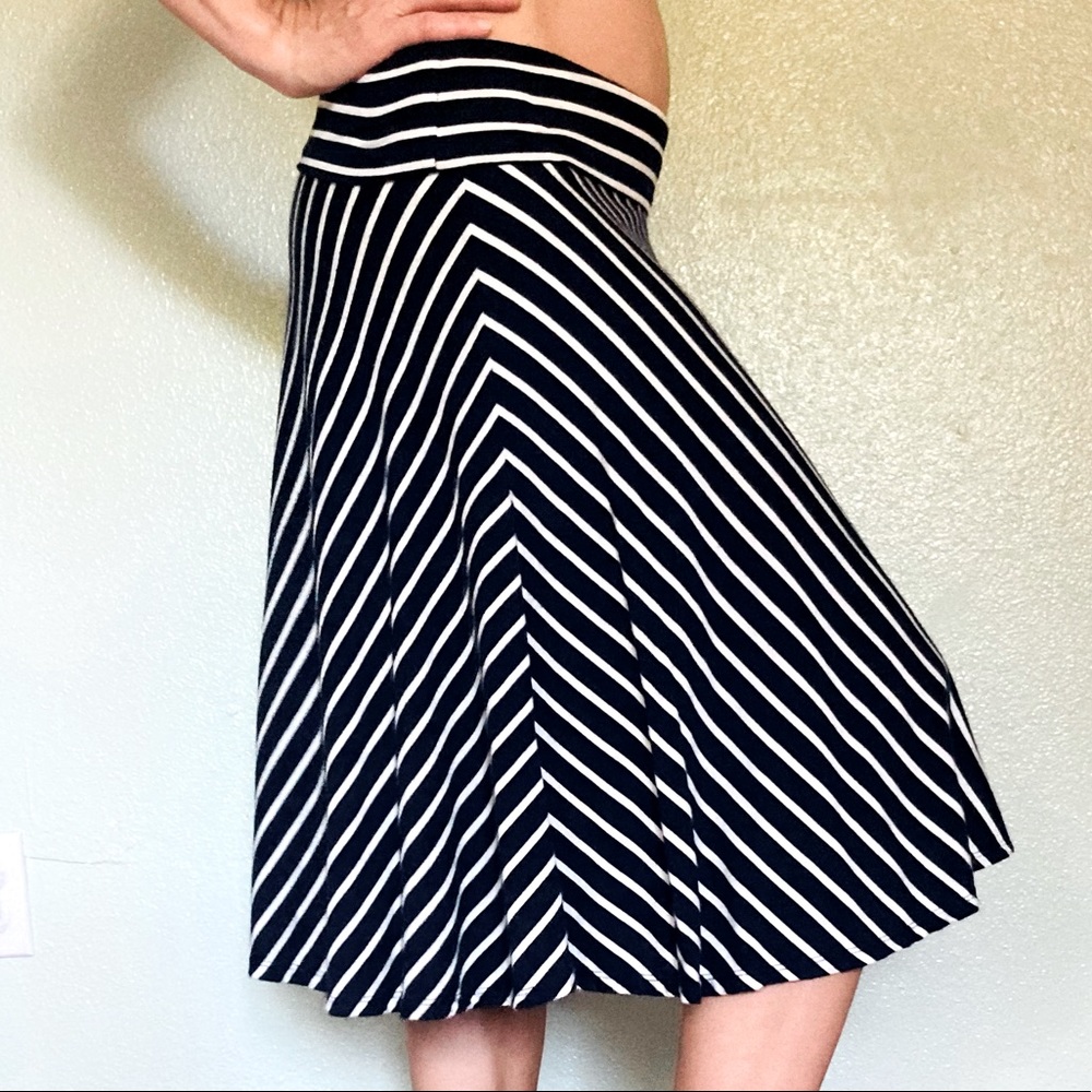 Max Edition Striped Skirt size M